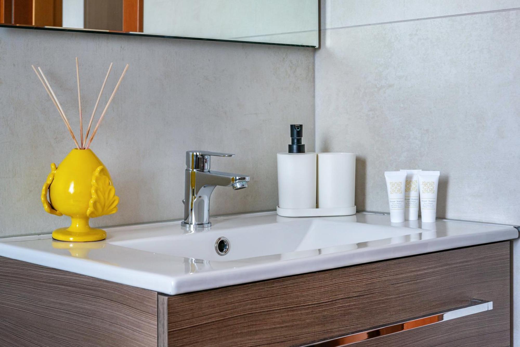 Casa Della Civetta Apartment โมโนโปลี ภายนอก รูปภาพ
